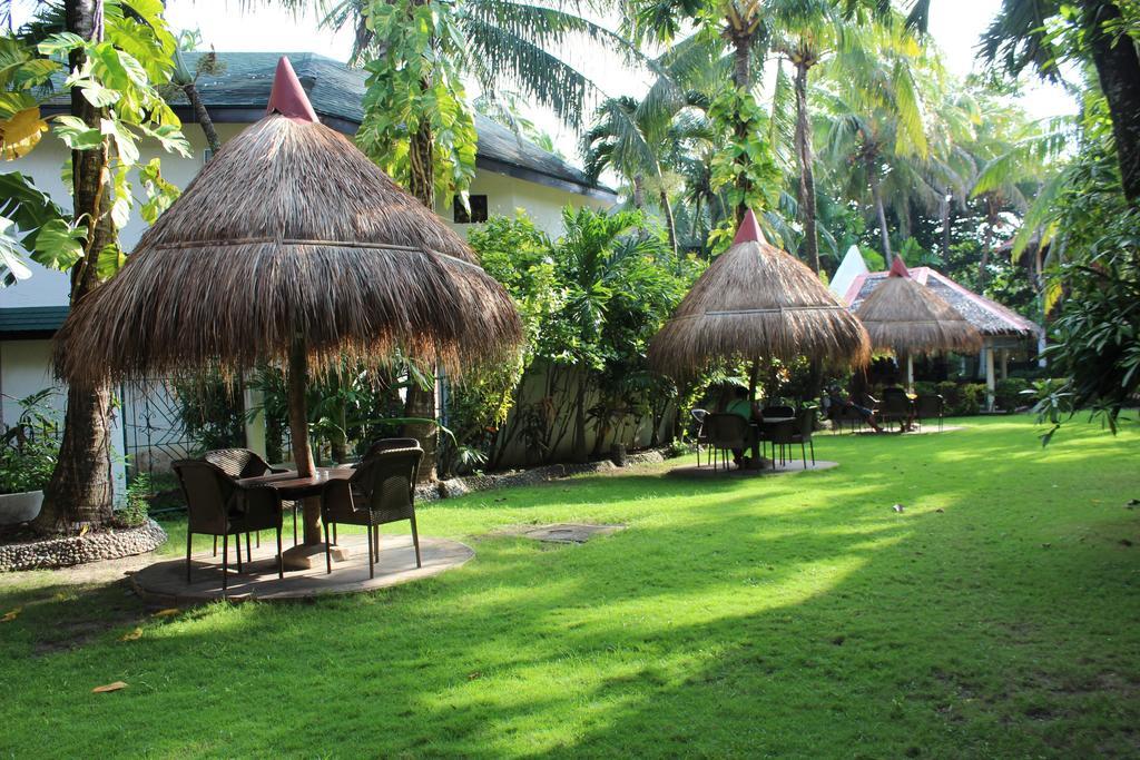 Tonglen Beach Resort Balabag  Eksteriør bilde